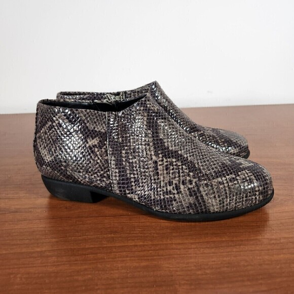 Aerosoles Womens Sophia Black Snake Print Round Toe Ankle Booties Size 6 - Picture 6 of 11